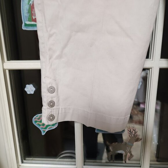 New Gloria Vanderbilt Khaki Pebblestone Violet Slim Capri Size Women's 16 - Picture 3 of 4